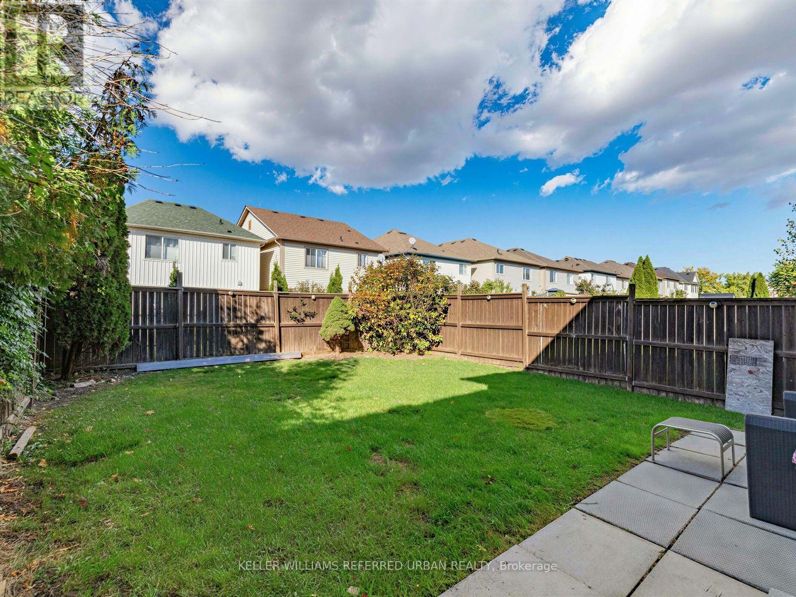 79 Haverhill Crescent, Whitby, Ontario  L1R 3E8 - Photo 44 - E13936132