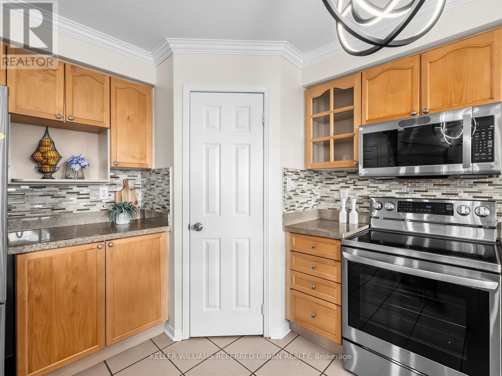 79 Haverhill Crescent, Whitby, Ontario  L1R 3E8 - Photo 24 - E13936132