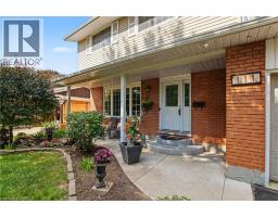 111 MACGREGOR Crescent, Waterloo, Ontario