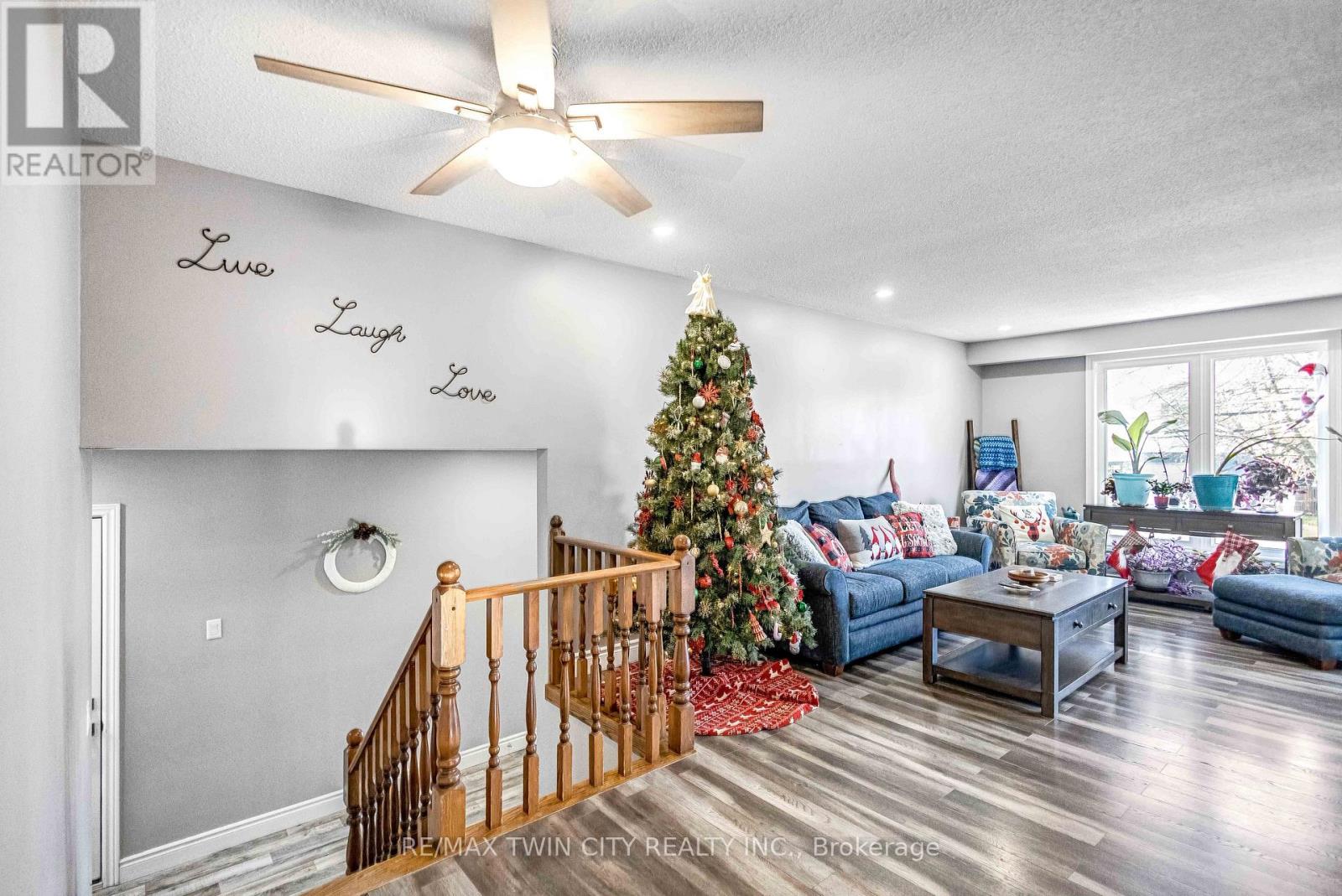 36 Valerie Court, Cambridge, Ontario  N3C 3H4 - Photo 3 - X14004200
