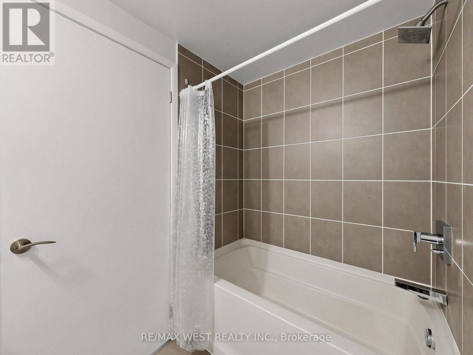 608 - 3091 Dufferin Street, Toronto, Ontario  M6A 0C4 - Photo 32 - W13878152