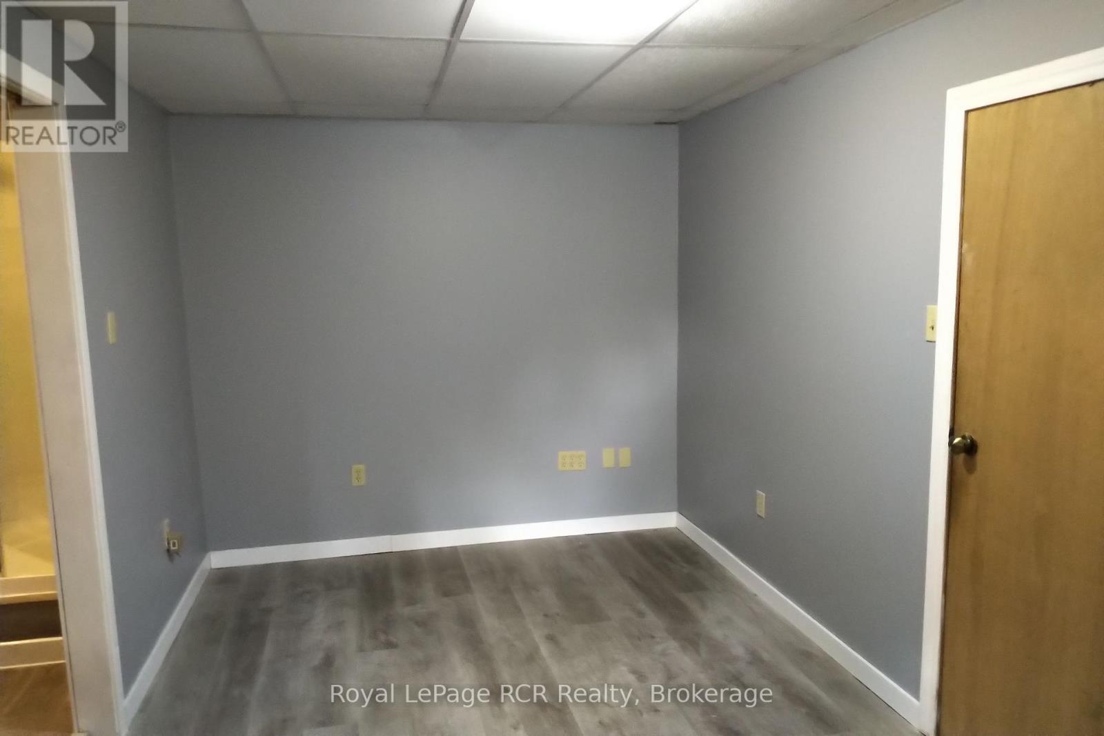 376 George Street E, West Grey, Ontario  N0G 1R0 - Photo 21 - X13719474