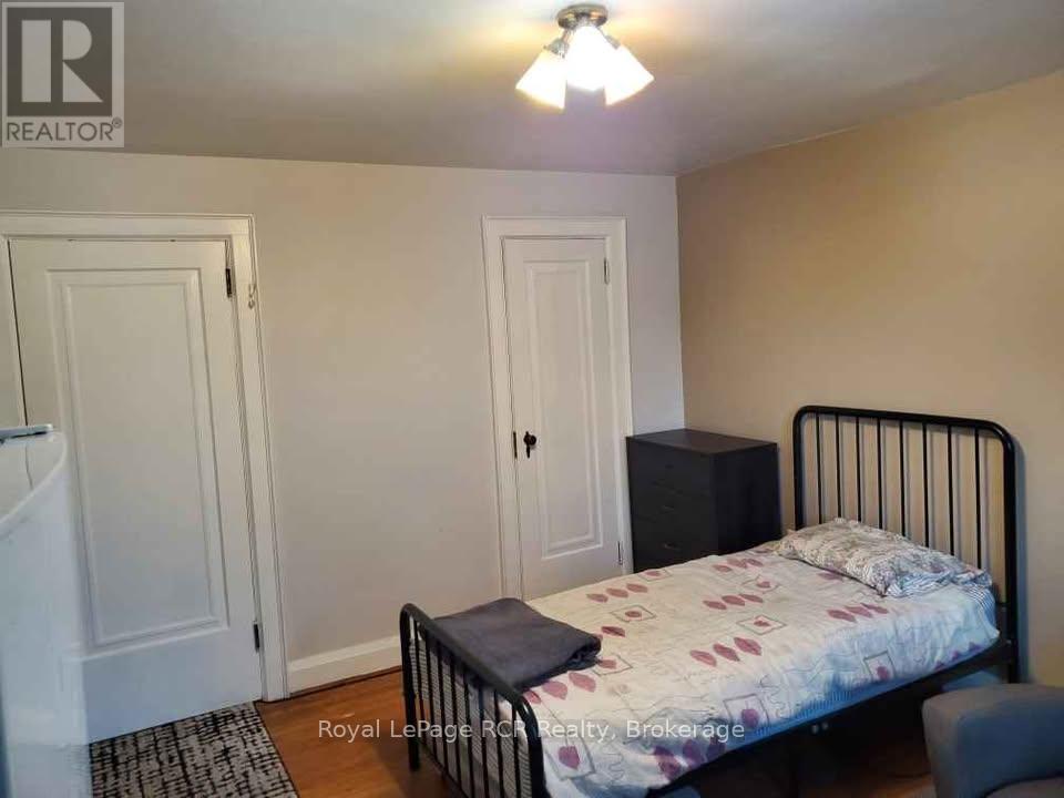 376 George Street E, West Grey, Ontario  N0G 1R0 - Photo 16 - X13719474