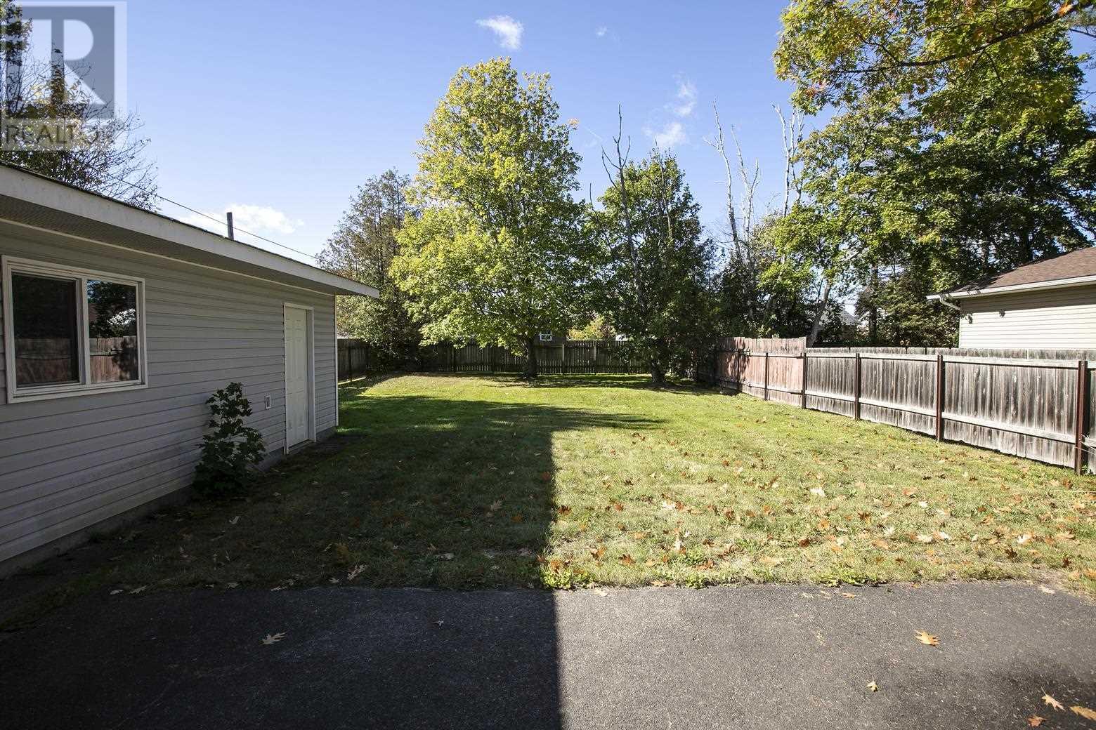 57 Mccrea St, Sault Ste. Marie, Ontario  P6A 4A4 - Photo 6 - SM262844