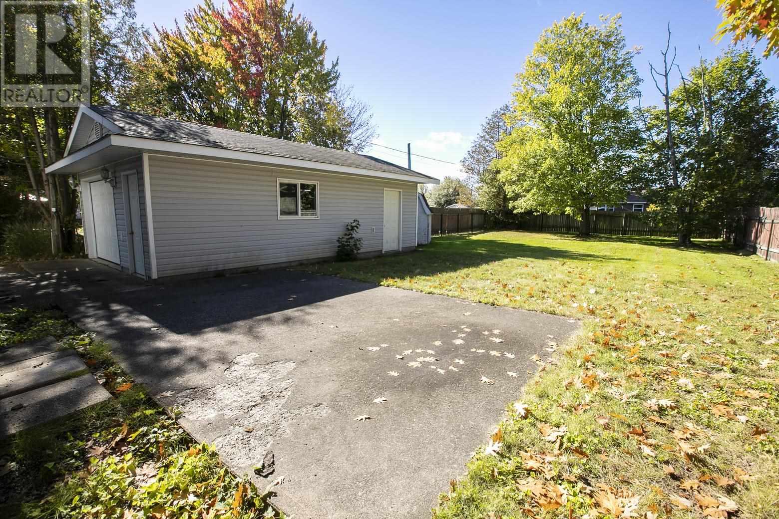 57 Mccrea St, Sault Ste. Marie, Ontario  P6A 4A4 - Photo 7 - SM262844