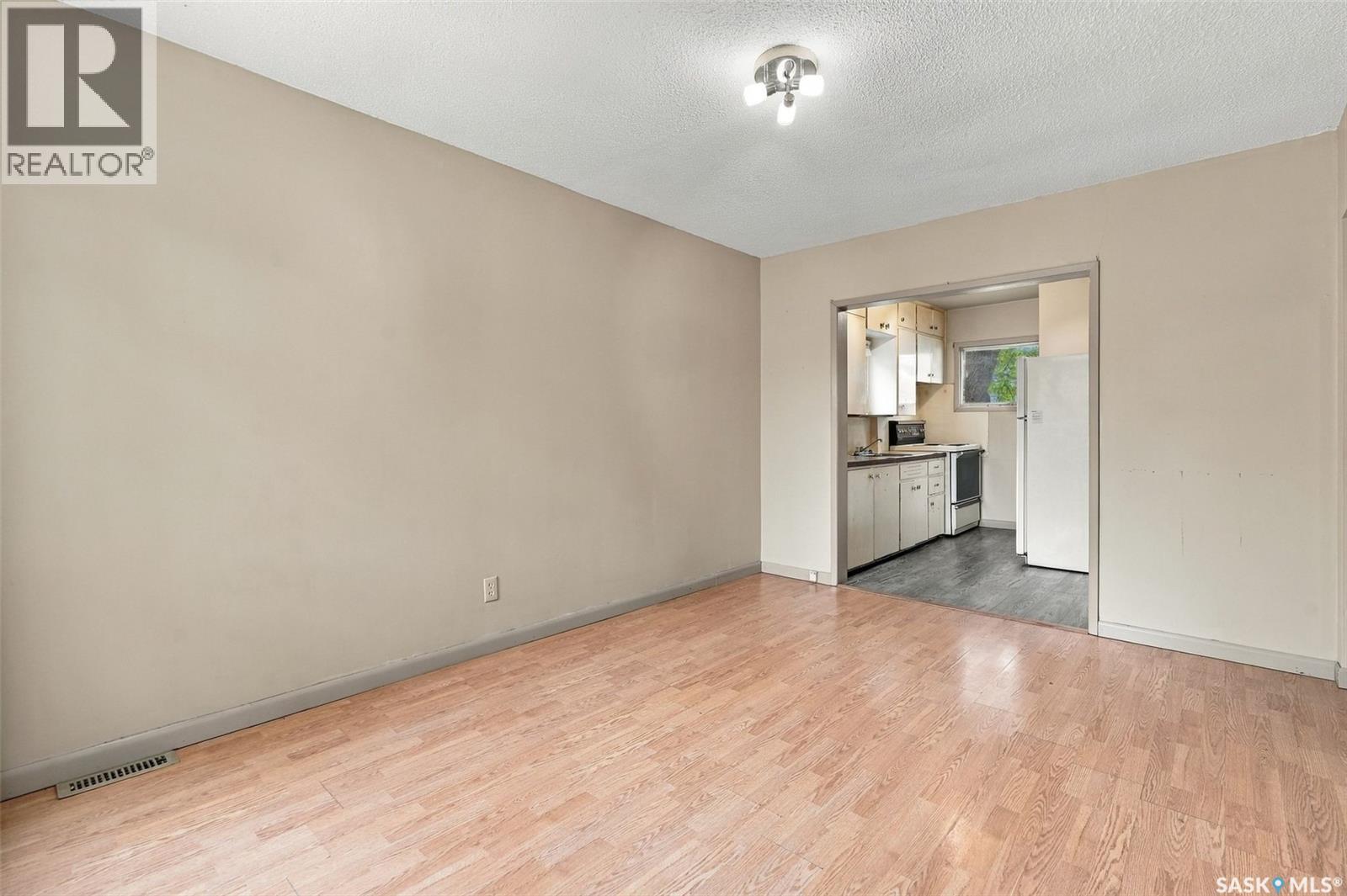 2430 Mcdonald Street, Regina, Saskatchewan  S4N 2Z3 - Photo 4 - SK050887
