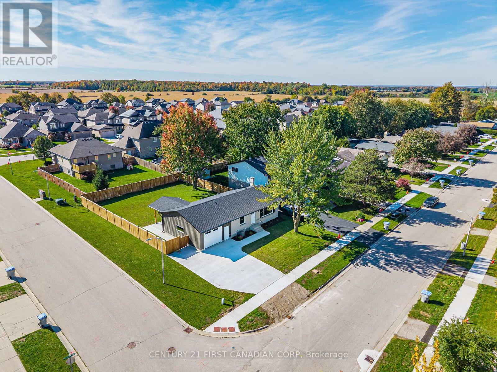 135 Nicoline Avenue, Lucan Biddulph, Ontario  N0M 2J0 - Photo 1 - X14004512