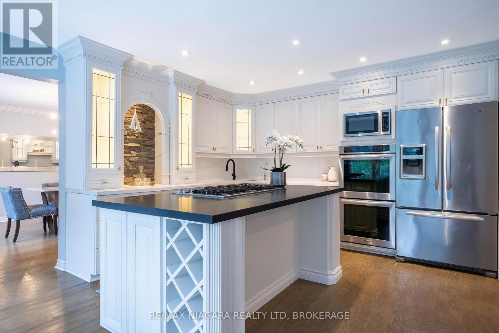 2 Aitken Circle, Markham, Ontario  L3R 7K6 - Photo 15 - N14006344