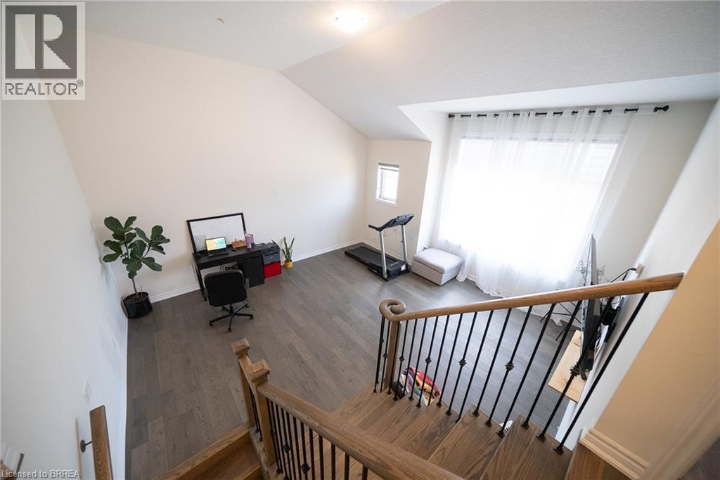 64 Holder Drive, Brantford, Ontario N3T 0W8 - Photo 14 - 40869880