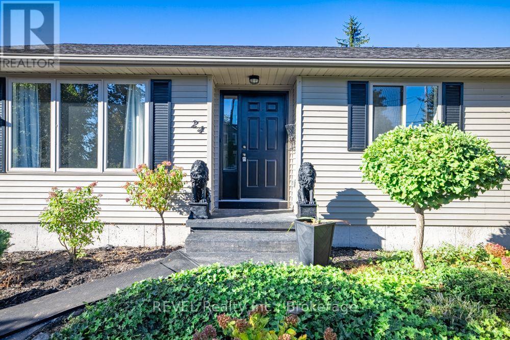 24 Adelaide Street, Fort Erie, Ontario  L2A 5K5 - Photo 4 - X14005350