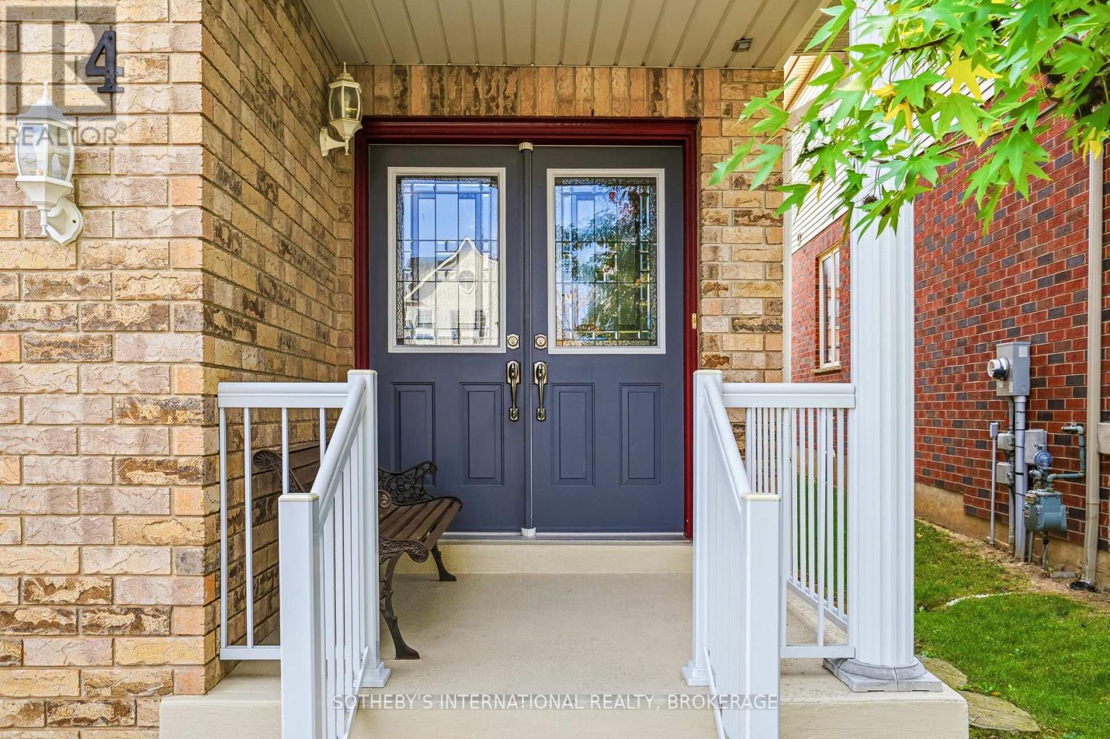 4 Alex Grant Place, St. Catharines, Ontario  L2P 0A2 - Photo 5 - X14005376
