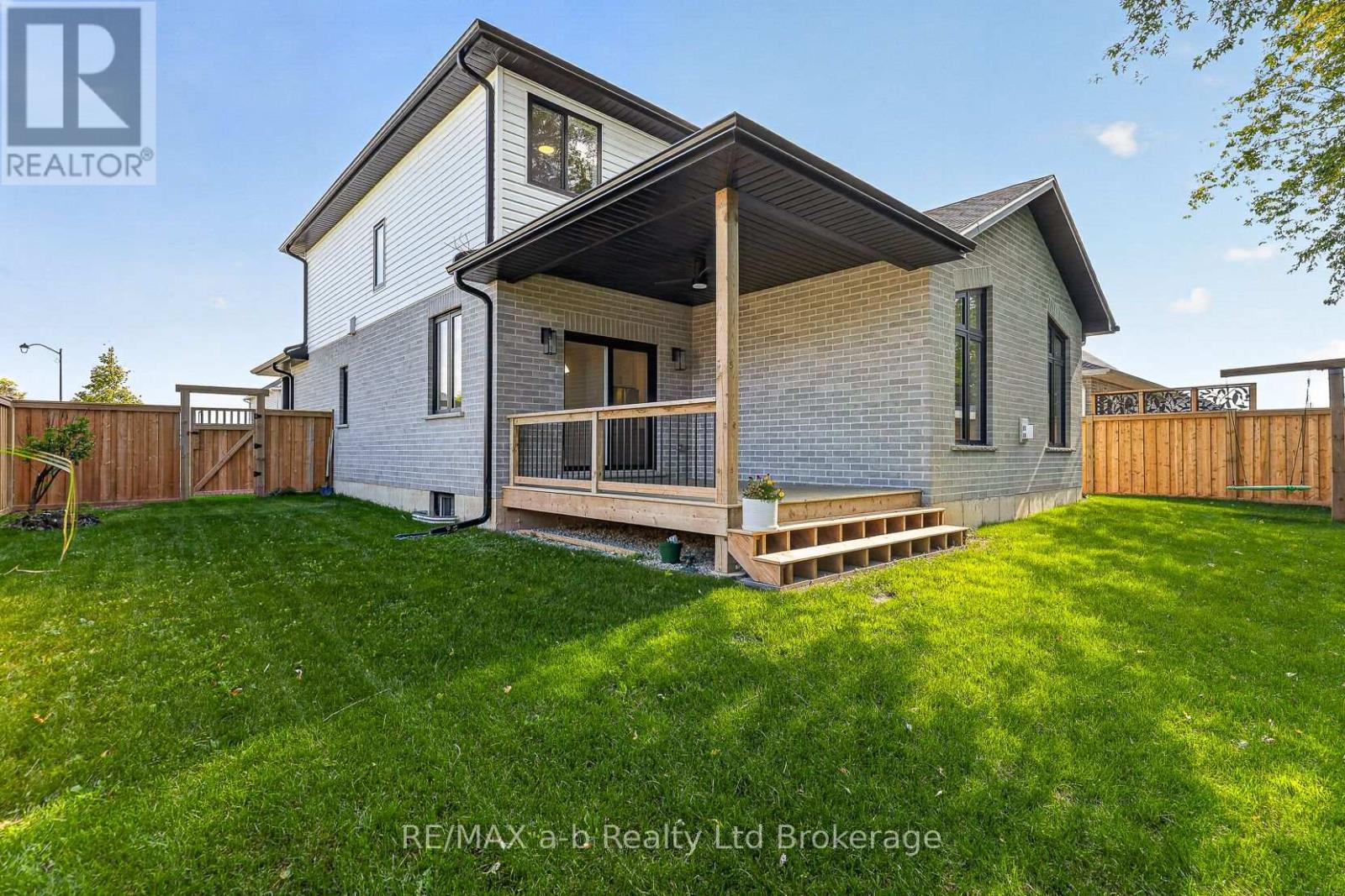 6 Diamond Street, East Zorra-Tavistock, Ontario  N0B 2R0 - Photo 5 - X14006662