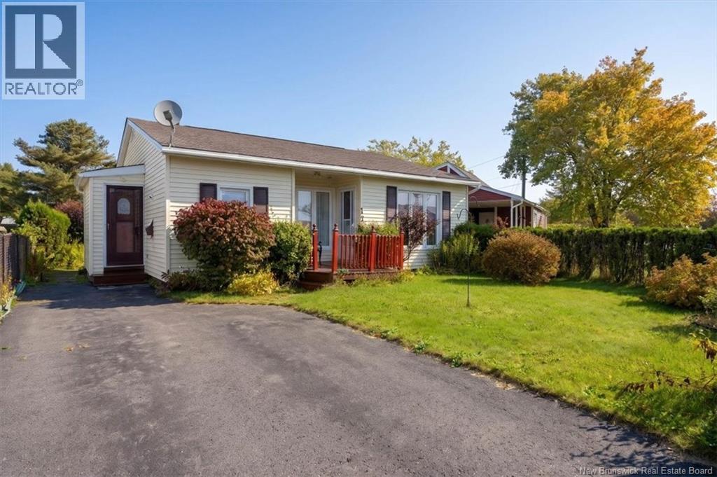 12 Avon Court, Saint John, New Brunswick  E2P 1A2 - Photo 1 - NB149548