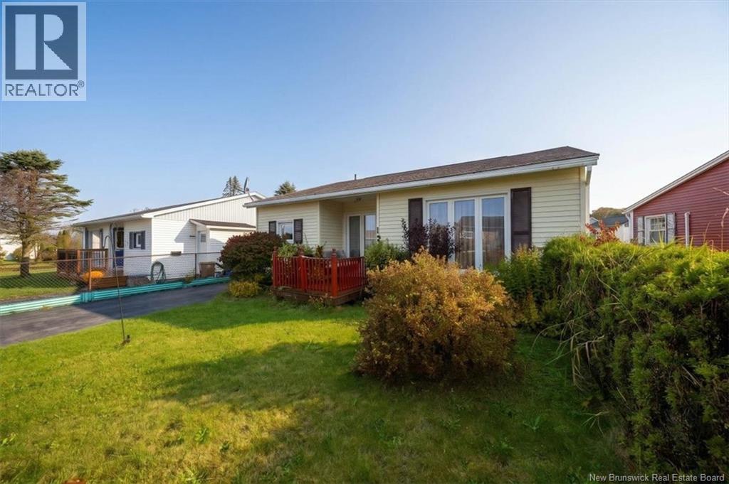 12 Avon Court, Saint John, New Brunswick  E2P 1A2 - Photo 3 - NB149548