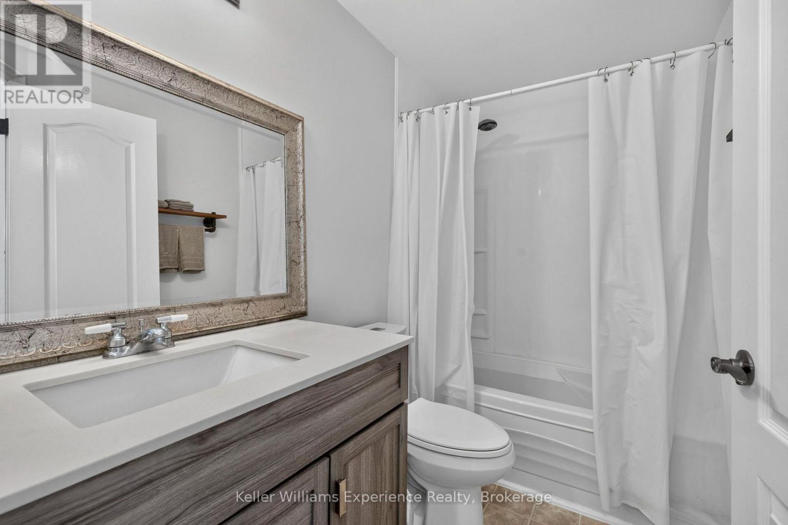 54 Quinlan Road, Barrie (Georgian Drive), Ontario  L4M 7B1 - Photo 24 - S14004398