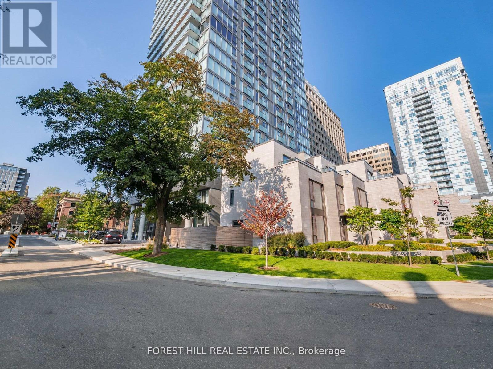 1007 - 99 Foxbar Road, Toronto, Ontario  M4V 0B2 - Photo 2 - C14005198