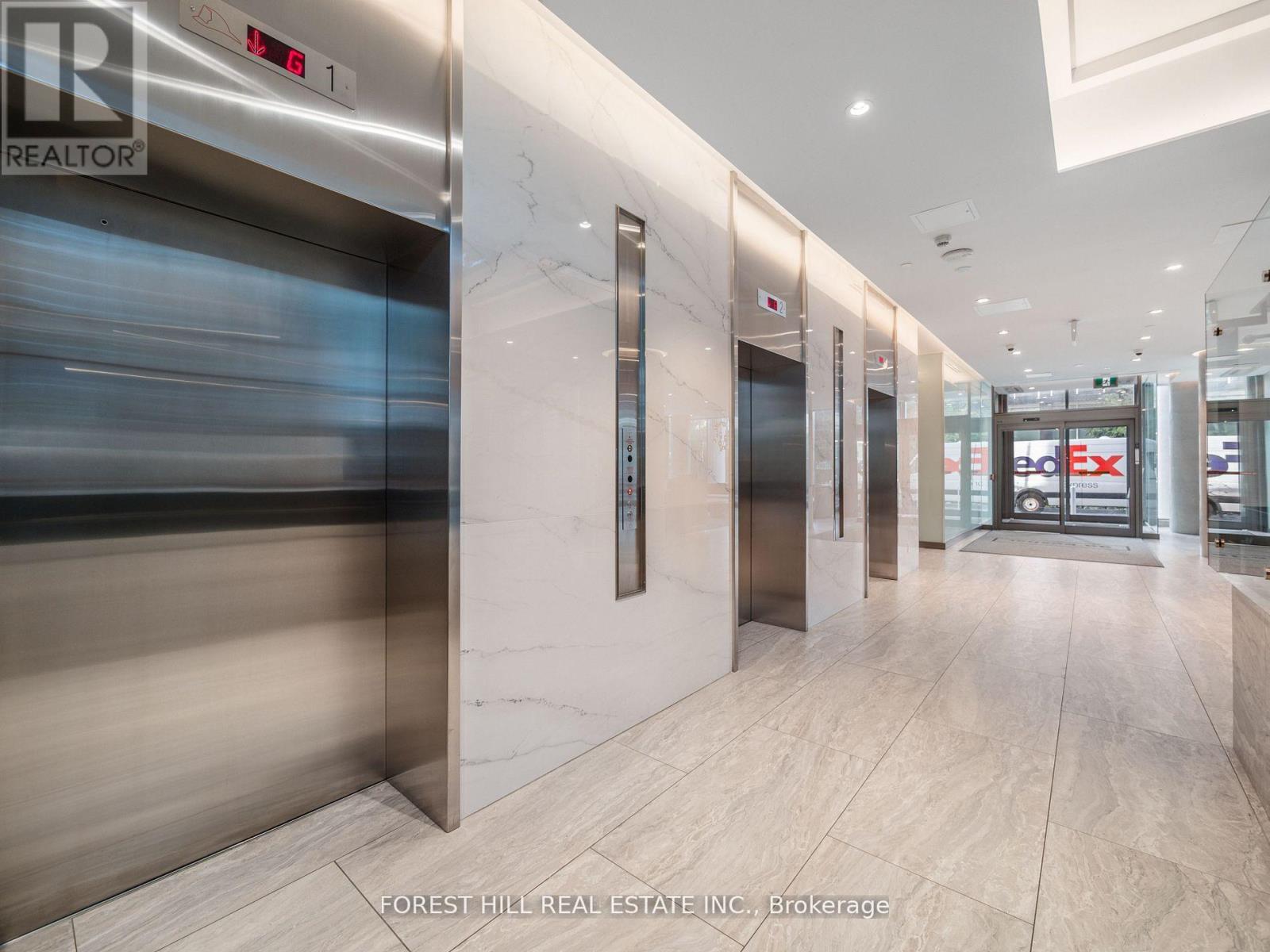 1007 - 99 Foxbar Road, Toronto, Ontario  M4V 0B2 - Photo 5 - C14005198