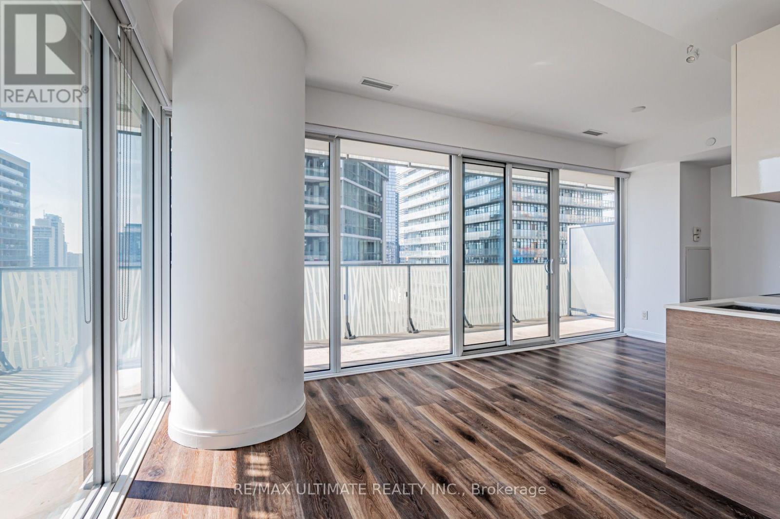 1402 - 42 Charles Street E, Toronto, Ontario M4Y 0B7 - Photo 10 - C14005802