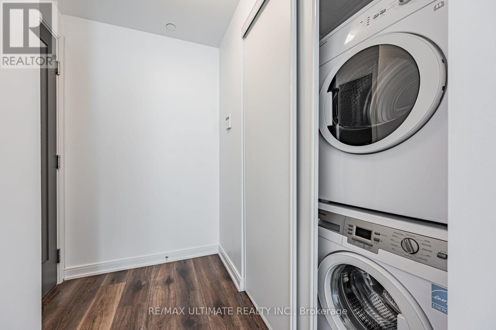 1402 - 42 Charles Street E, Toronto, Ontario M4Y 0B7 - Photo 17 - C14005802