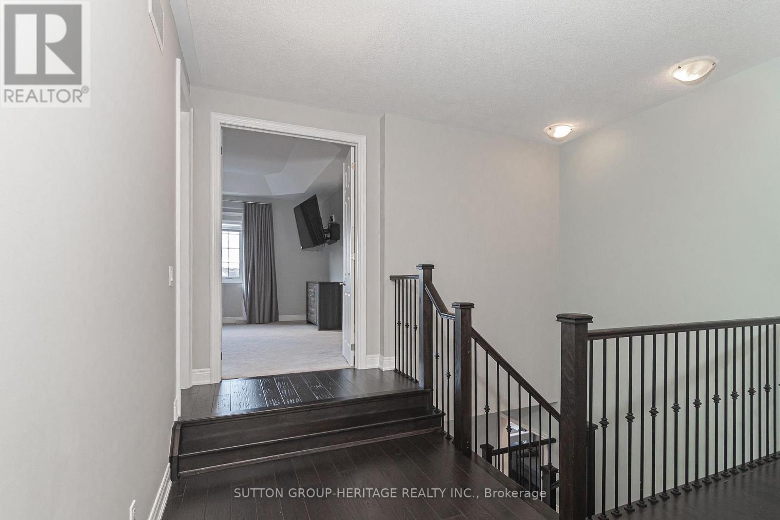 10 Beaverdams Drive, Whitby, Ontario  L1P 0C3 - Photo 22 - E14004352