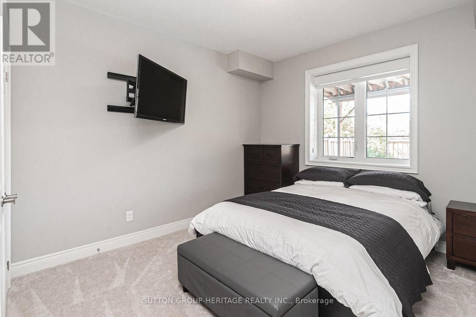 10 Beaverdams Drive, Whitby, Ontario  L1P 0C3 - Photo 40 - E14004352