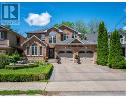 18 THATCHER AVENUE, Toronto, Ontario