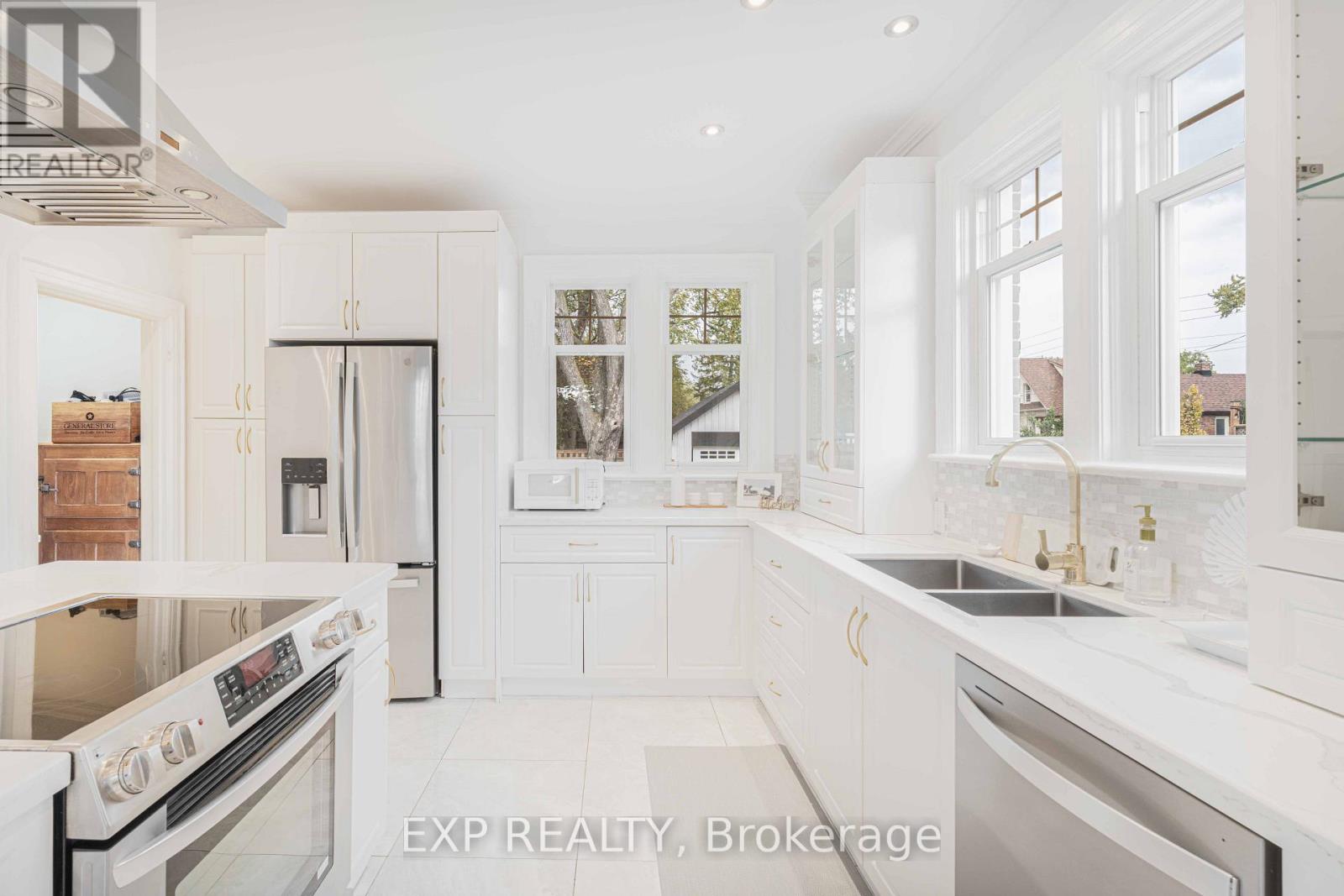 308 King Street E, Oshawa (O'neill), Ontario  L1H 1C8 - Photo 10 - E14005848