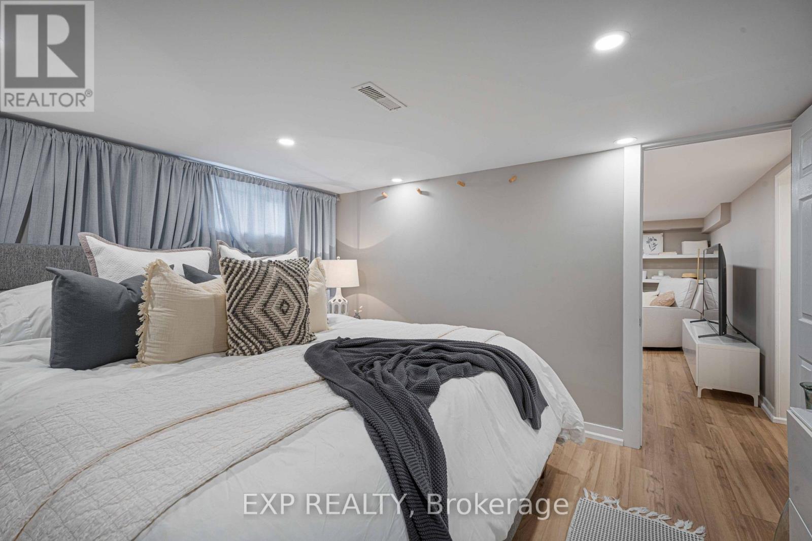 308 King Street E, Oshawa (O'neill), Ontario  L1H 1C8 - Photo 32 - E14005848