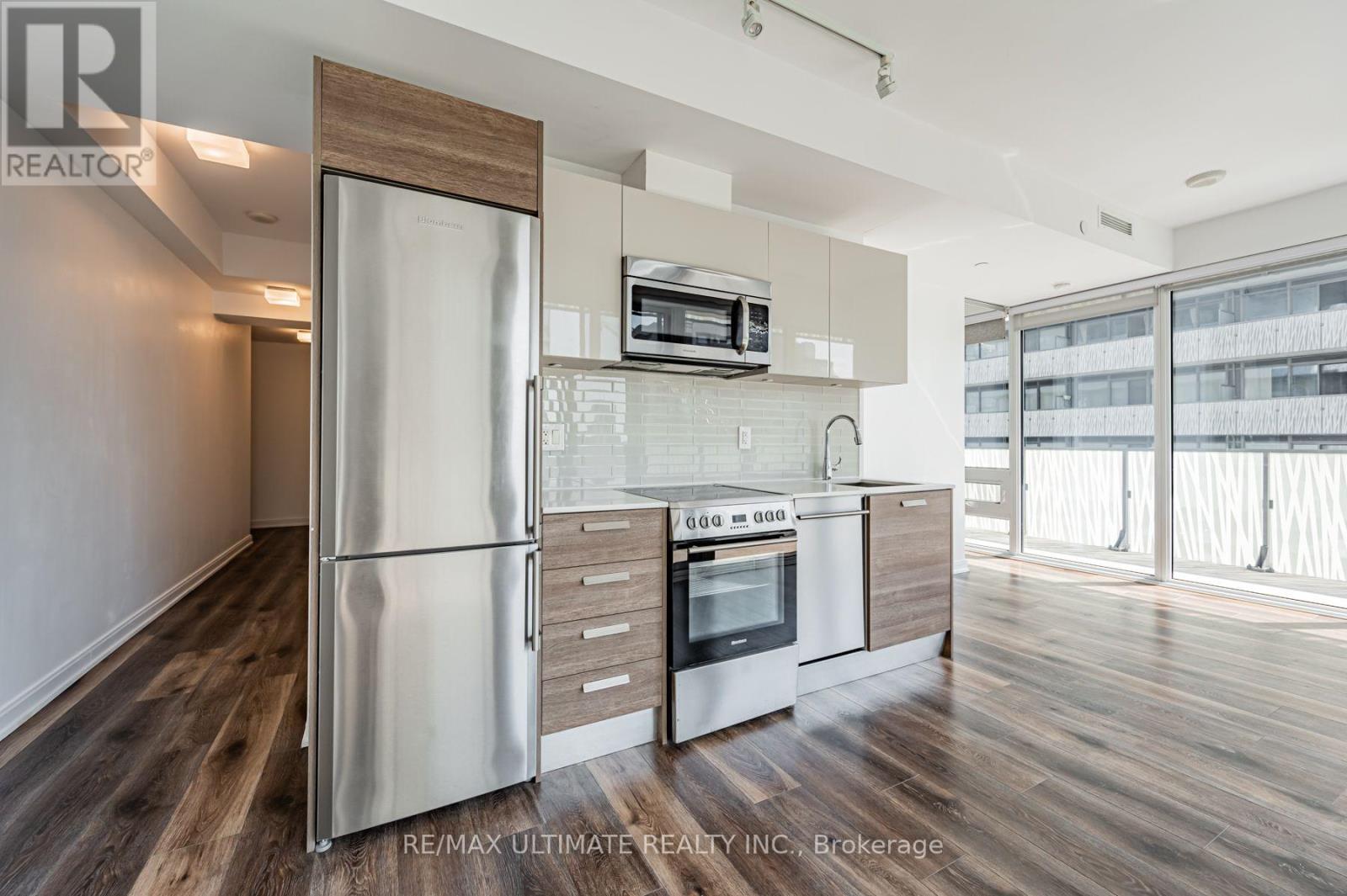 1402 - 42 Charles Street E, Toronto, Ontario M4Y 0B7 - Photo 3 - C14005802