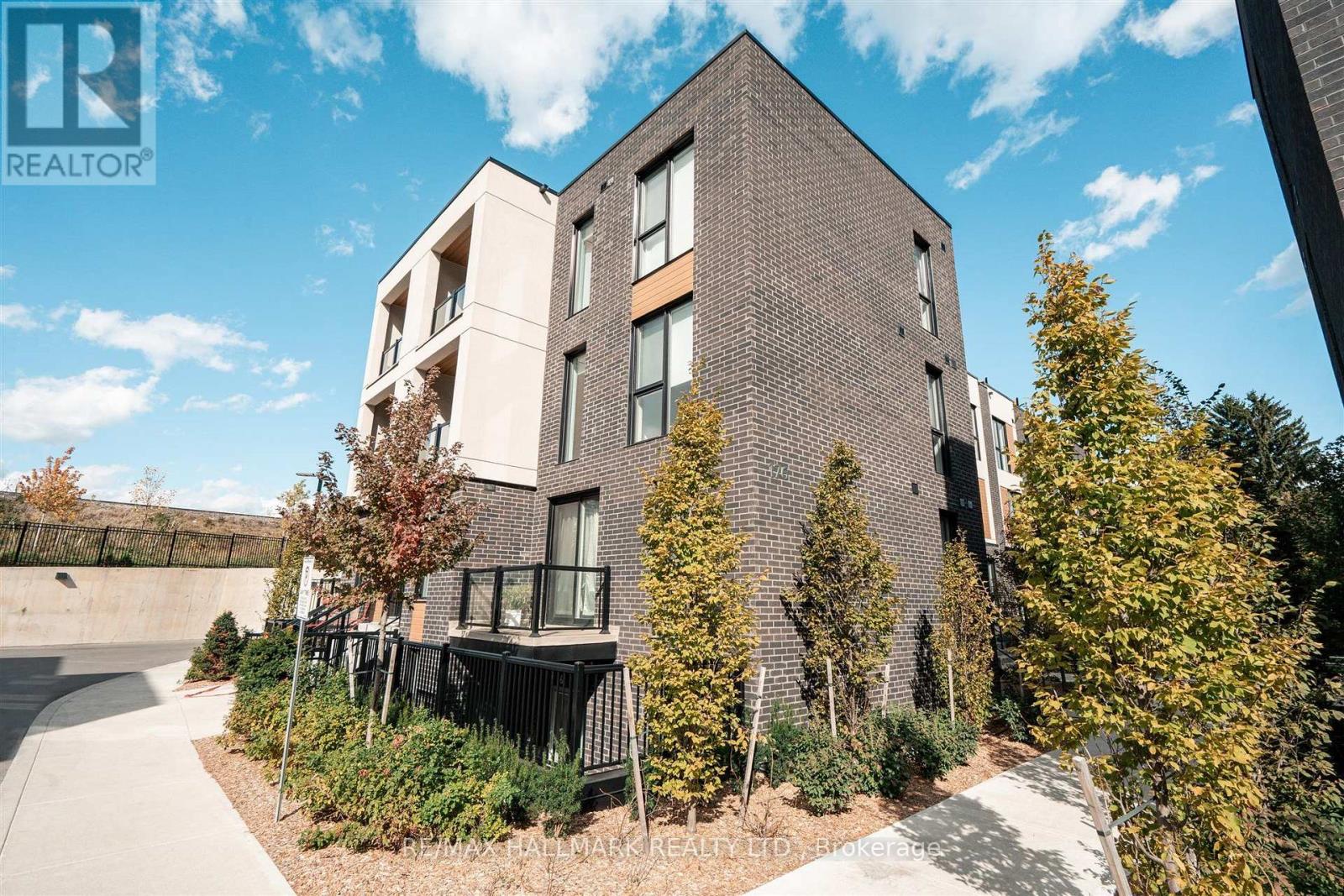 14 - 176 Clonmore Avenue, Toronto, Ontario  M1N 1Y1 - Photo 3 - E13865960