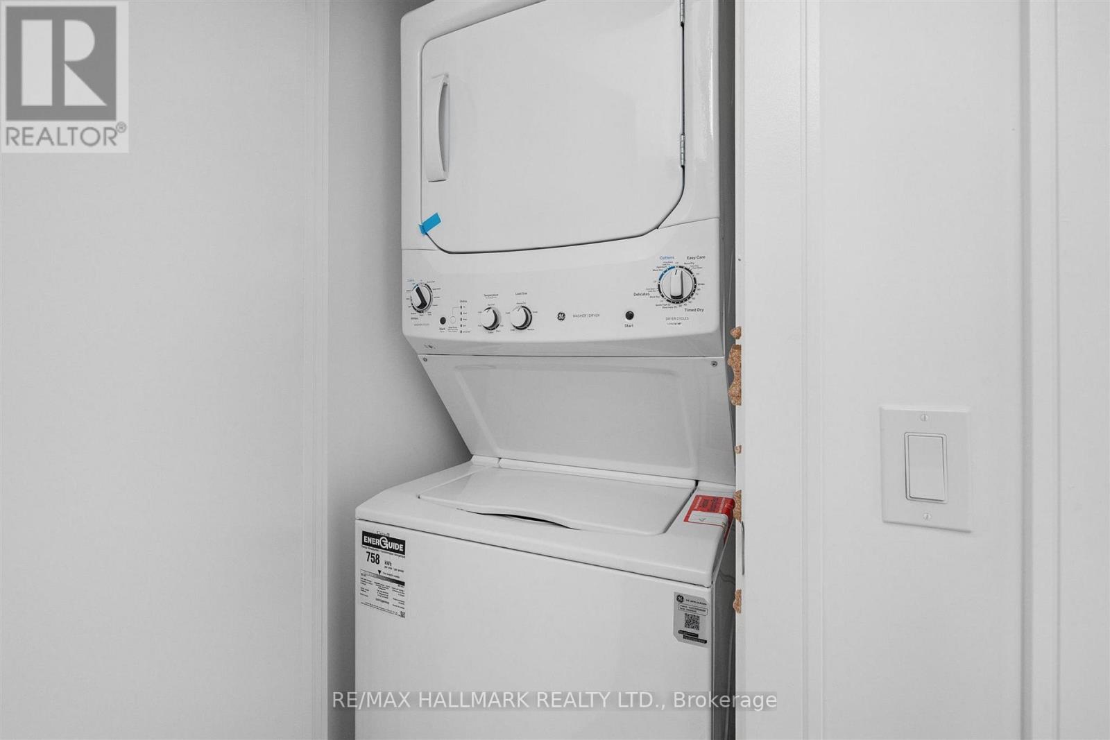 14 - 176 Clonmore Avenue, Toronto, Ontario  M1N 1Y1 - Photo 43 - E13865960