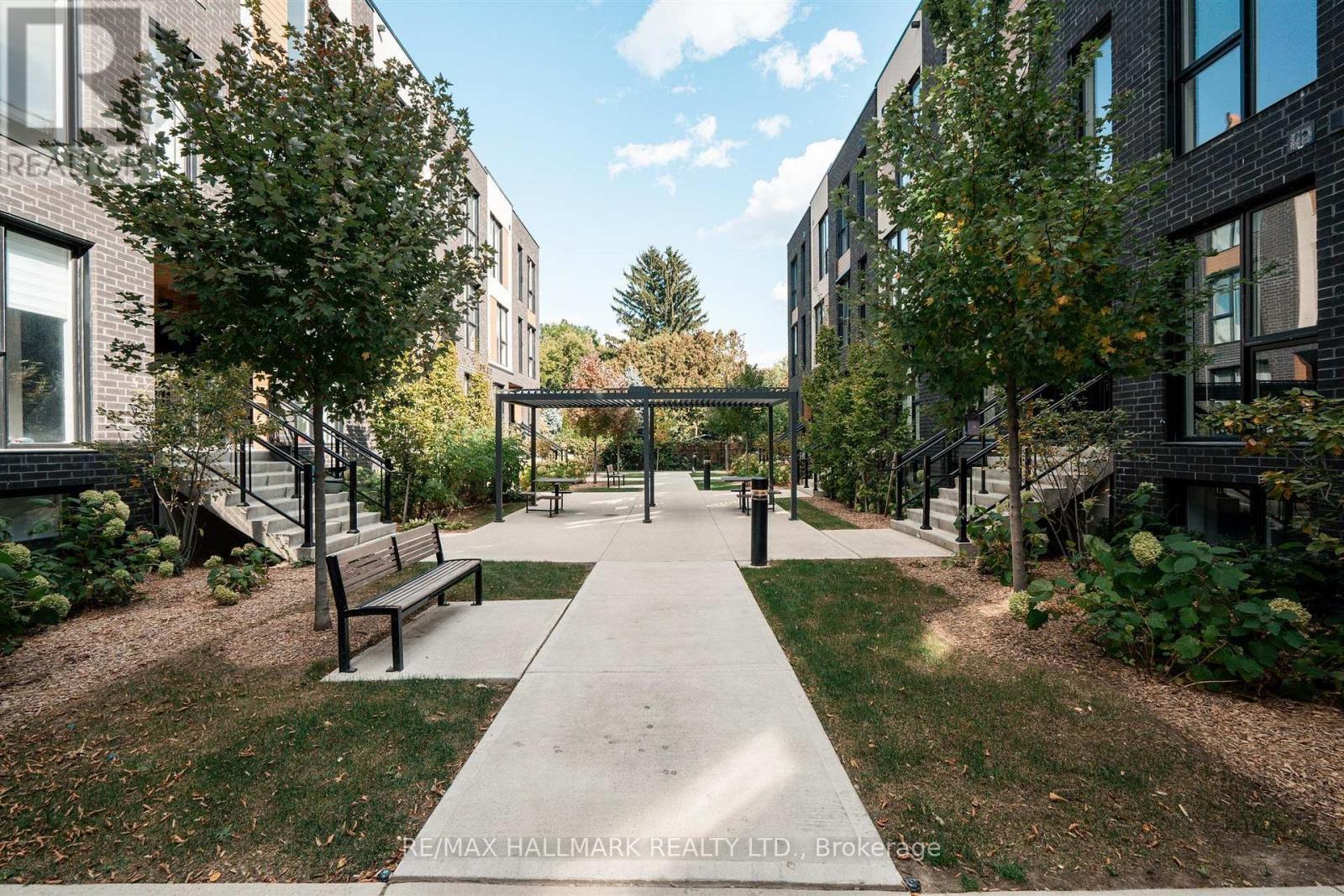 14 - 176 Clonmore Avenue, Toronto, Ontario  M1N 1Y1 - Photo 5 - E13865960