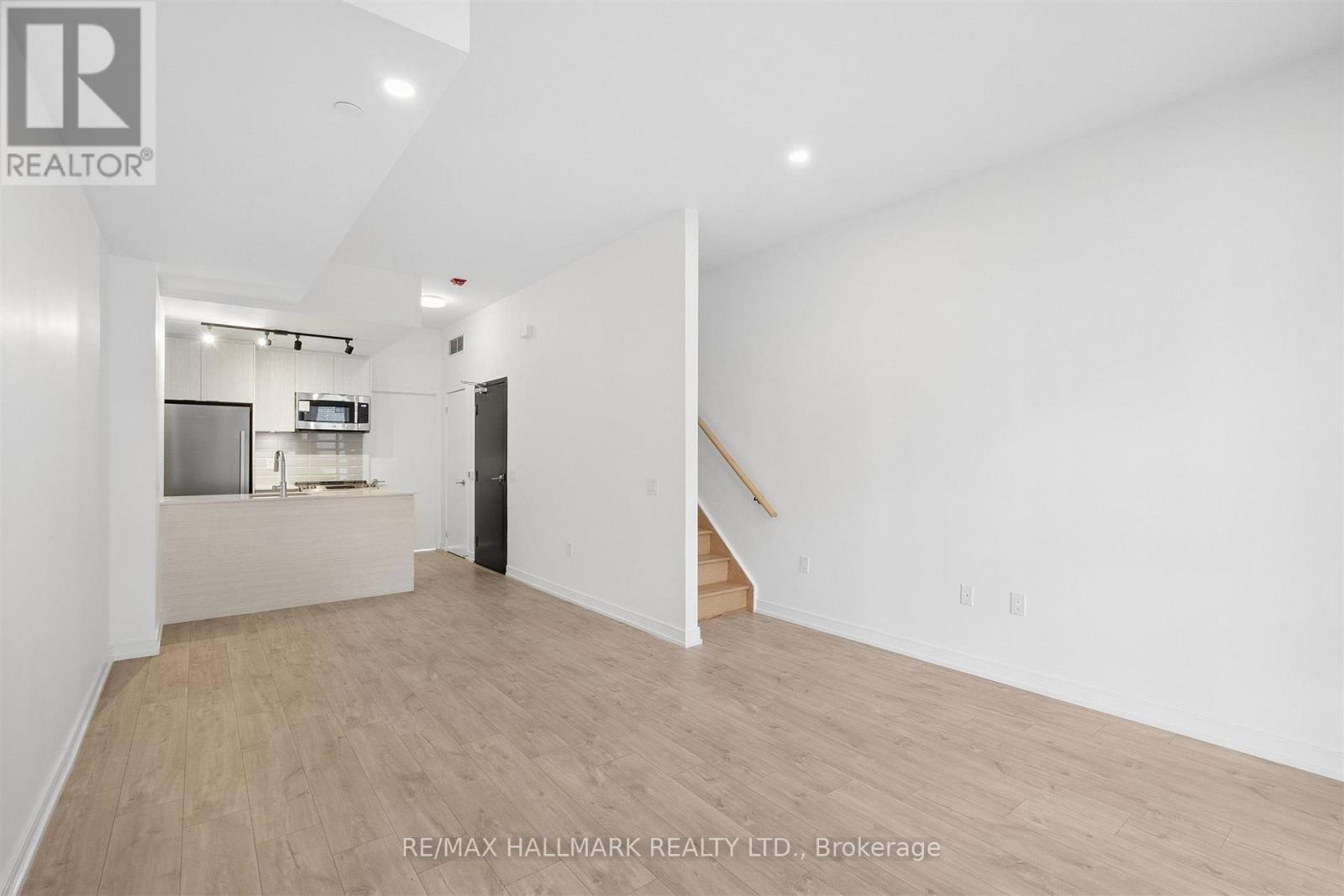 7 - 178 Clonmore Avenue, Toronto, Ontario  M1N 1Y1 - Photo 7 - E13866052