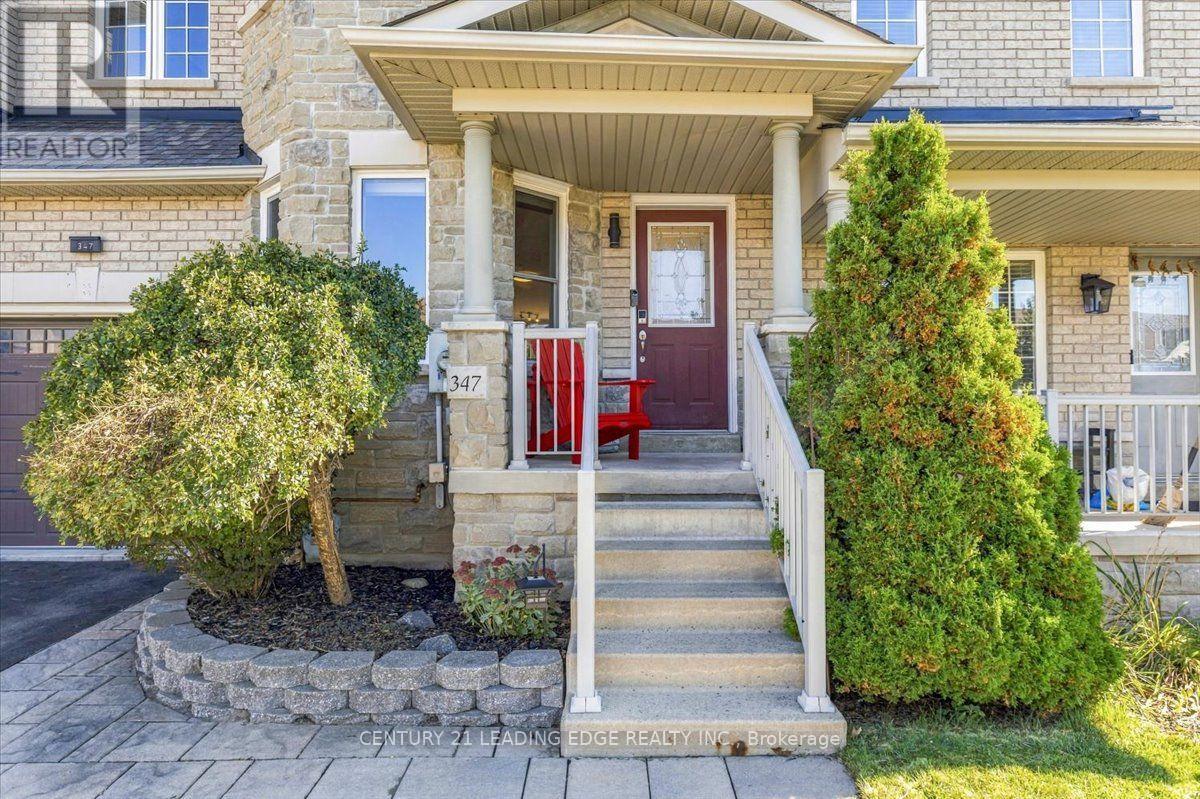 347 Woodfern Way, Newmarket, Ontario  L3X 2X1 - Photo 3 - N14004220