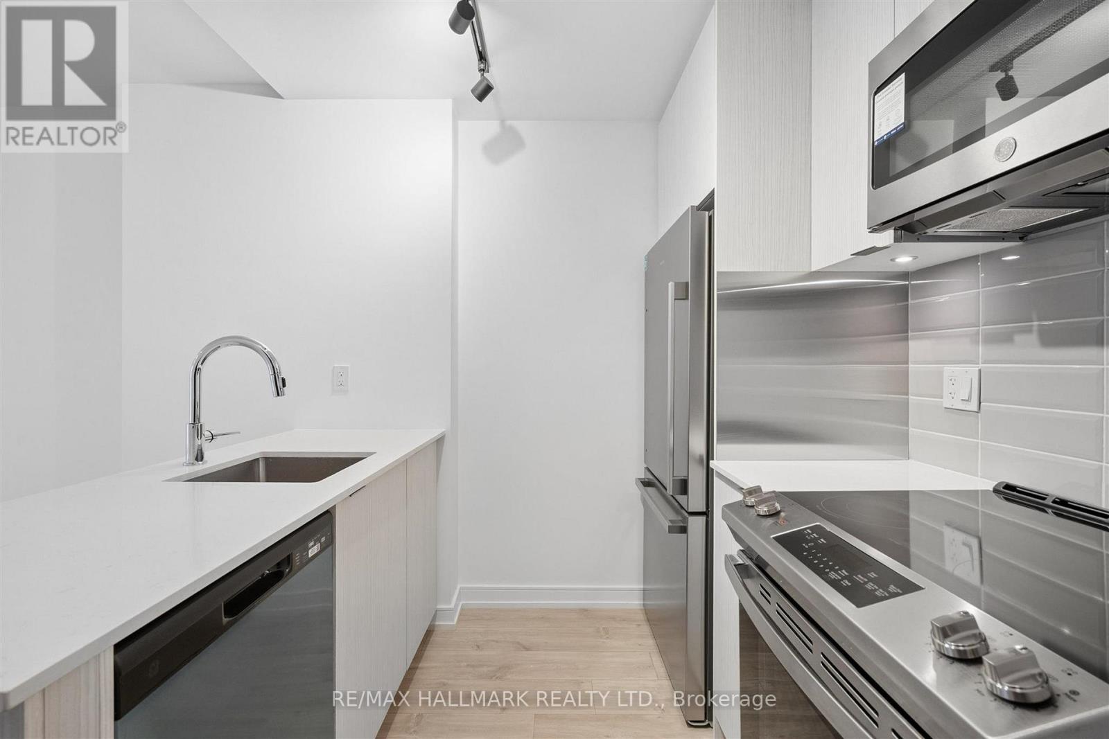 7 - 178 Clonmore Avenue, Toronto, Ontario  M1N 1Y1 - Photo 14 - E13866052