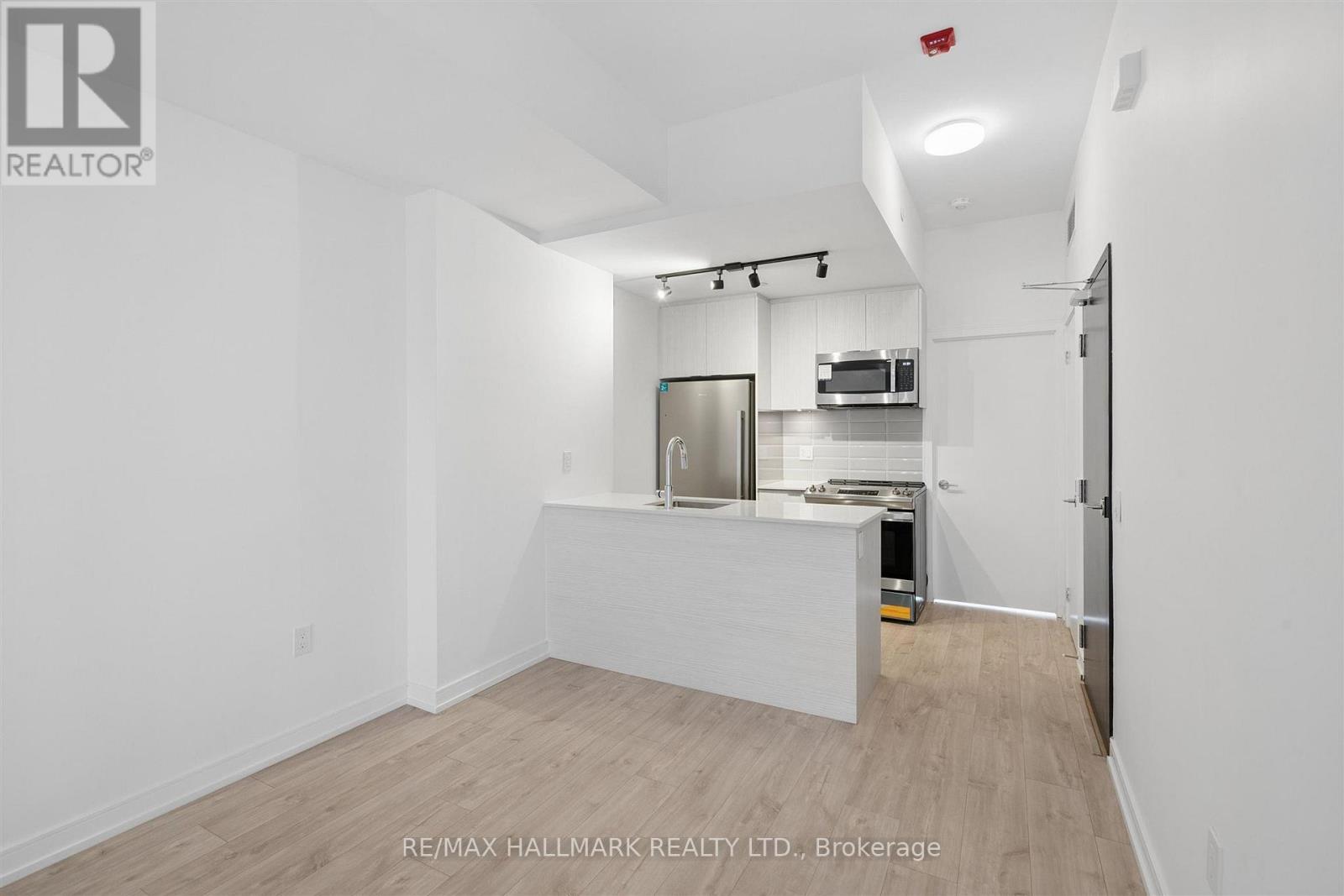 7 - 178 Clonmore Avenue, Toronto, Ontario  M1N 1Y1 - Photo 11 - E13866052