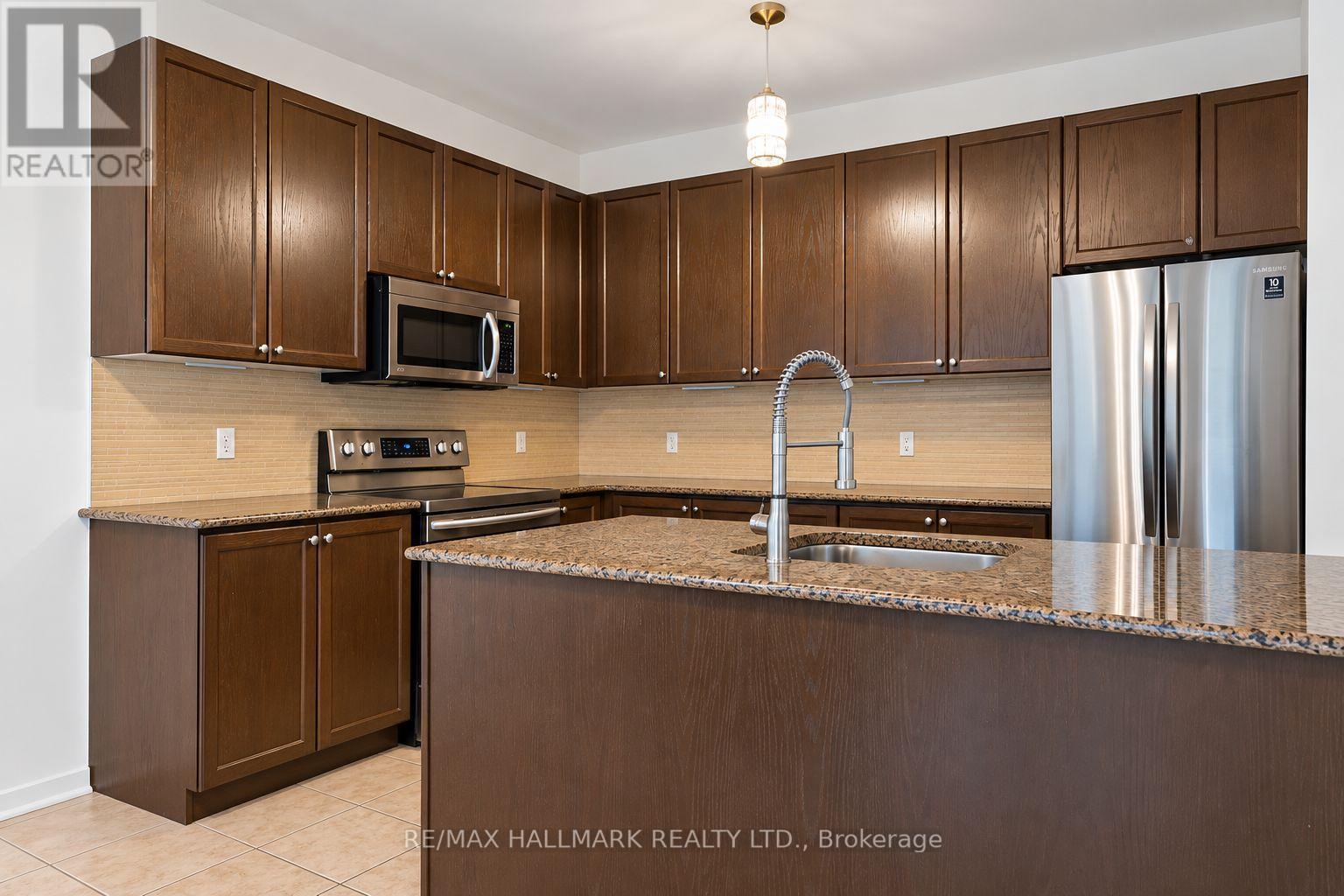 4 Rothbury Road, Richmond Hill, Ontario  L4S 0A9 - Photo 11 - N14004366