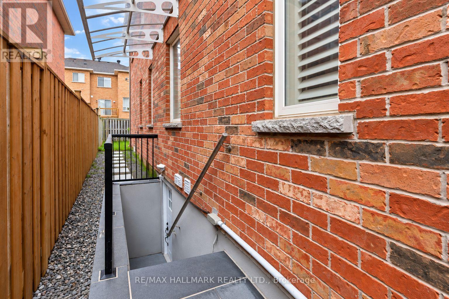 4 Rothbury Road, Richmond Hill, Ontario  L4S 0A9 - Photo 36 - N14004366
