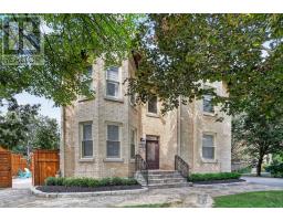 150 LORNE AVENUE, Newmarket, Ontario