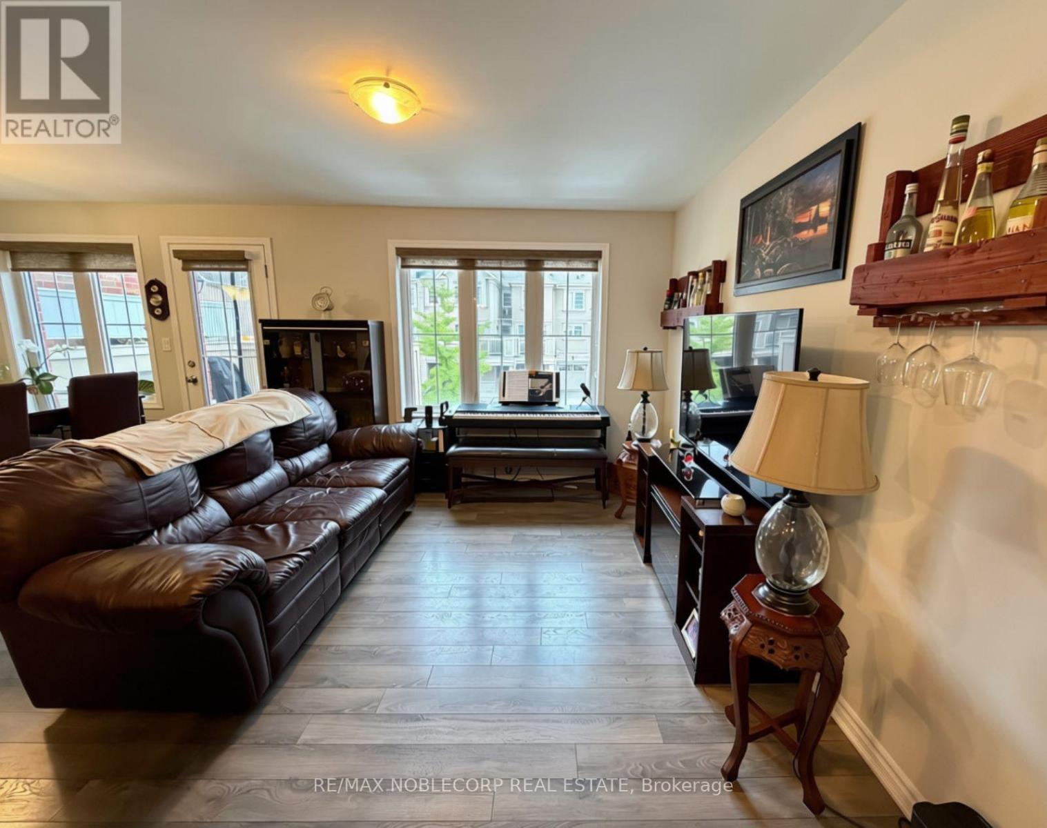 15 Minlow Way, Aurora, Ontario  L4G 0Y2 - Photo 9 - N14004478