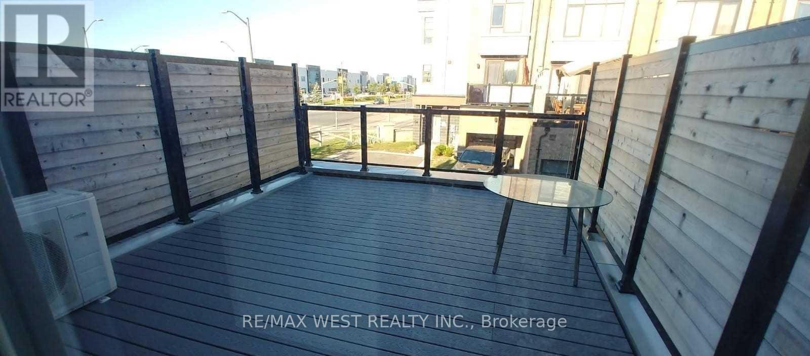 149 Salterton Circle, Vaughan, Ontario L6A 4Z2 - Photo 3 - N14005016