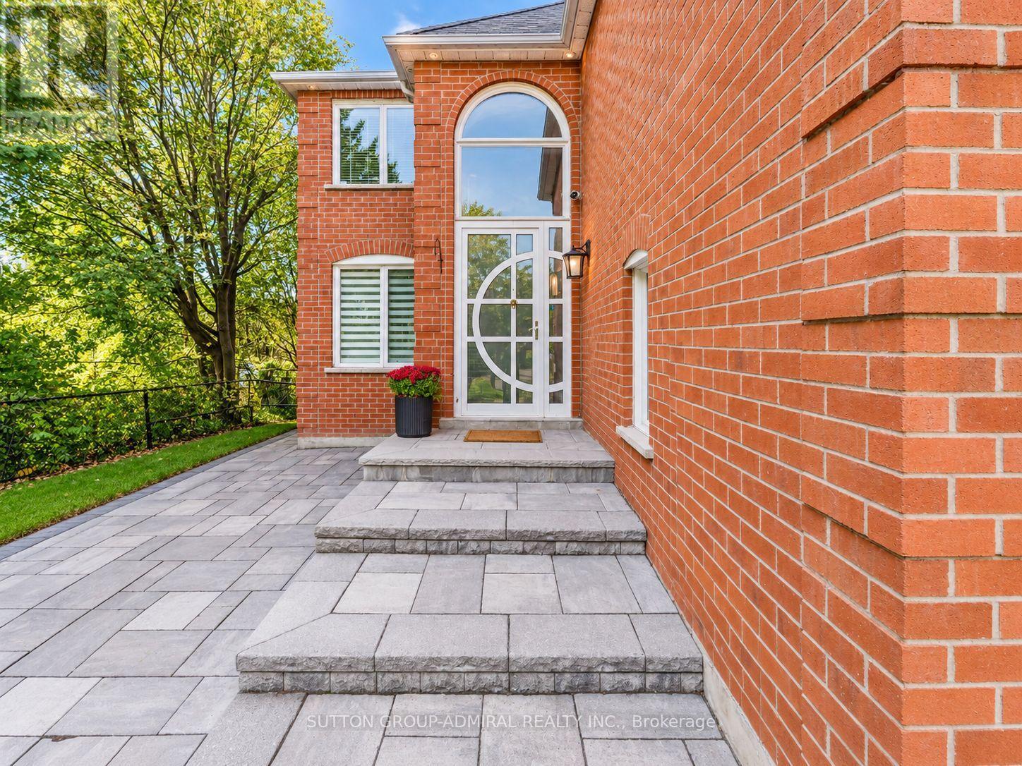 62 Briardale Place, Aurora, Ontario  L4G 6M4 - Photo 4 - N14005538