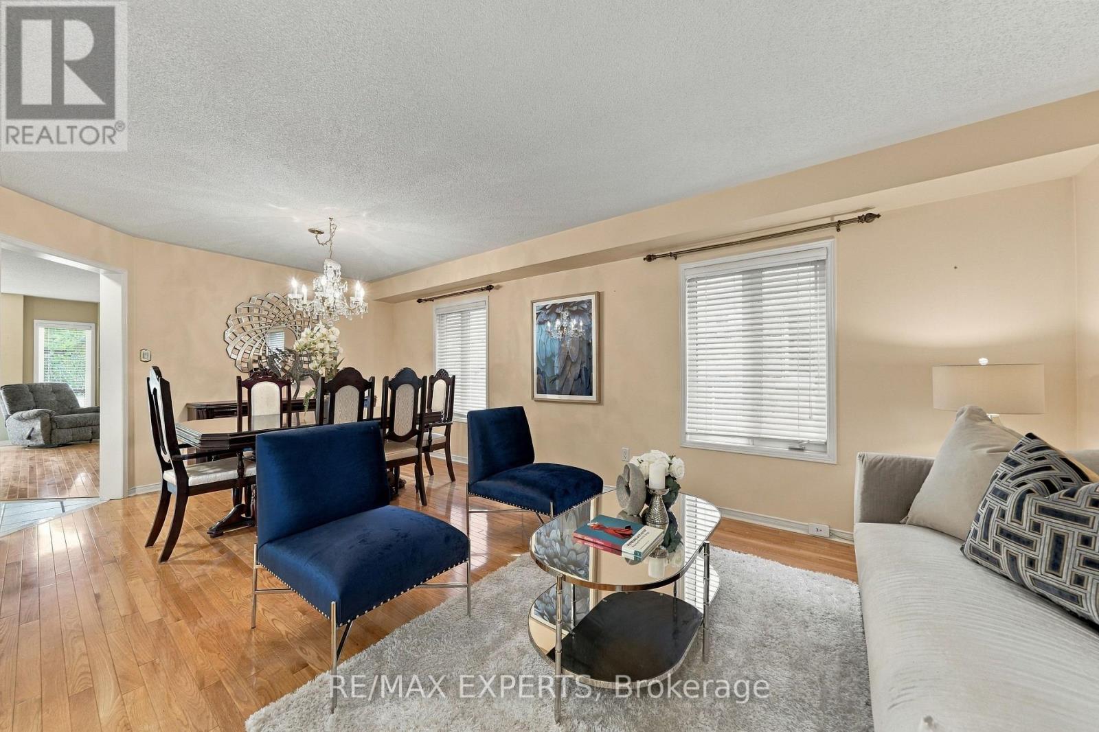 27 Mallard Marsh Crescent, Richmond Hill, Ontario  L4E 4M2 - Photo 6 - N14005918