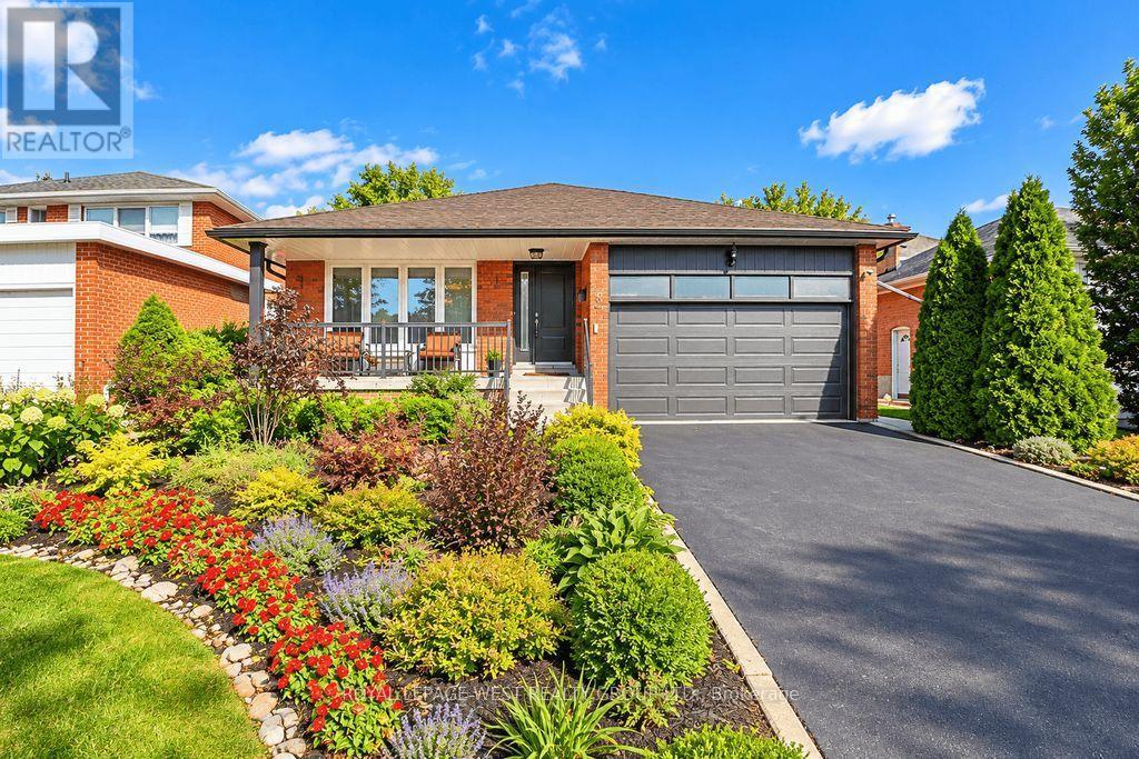 292 La Rose Avenue, Toronto, Ontario  M9P 1B9 - Photo 38 - W14004390