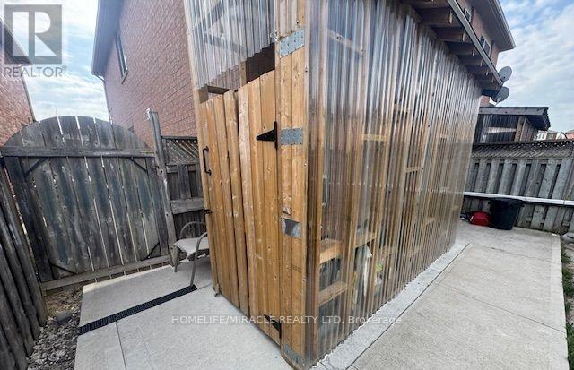 Bsmt - 34 Brunswick Street, Brampton, Ontario  L6X 4Y5 - Photo 11 - W14004408