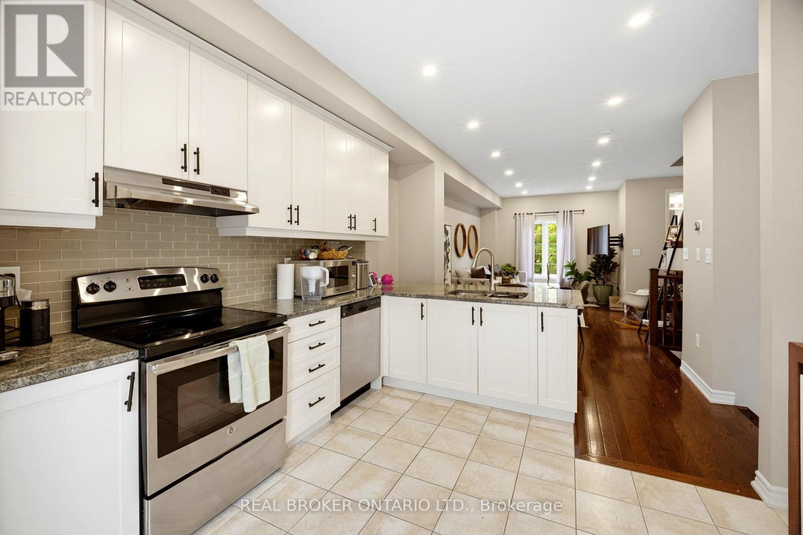 2 - 1123 Haig Boulevard, Mississauga, Ontario  L5E 2M6 - Photo 2 - W14004426