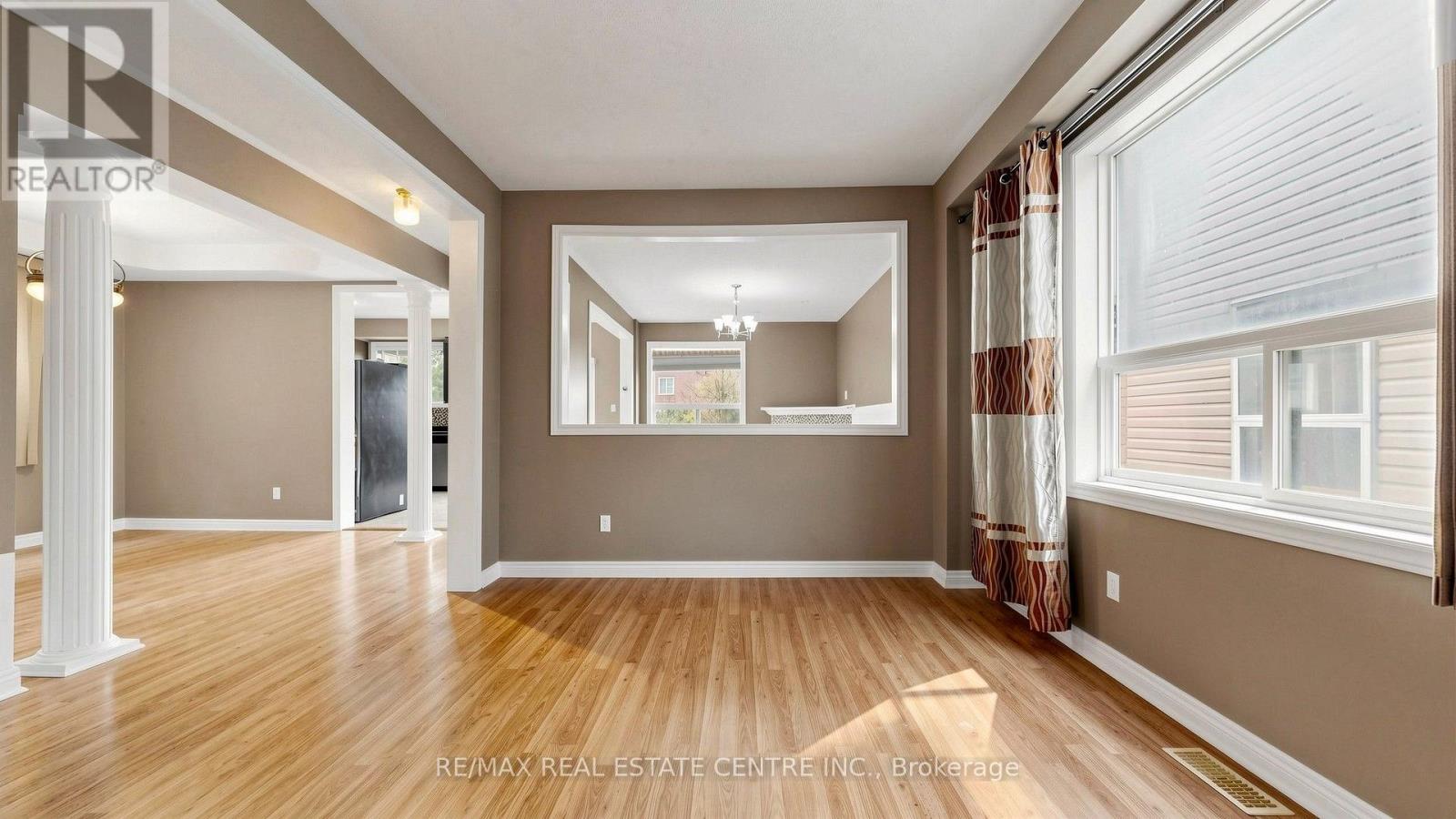 169 Cooke Crescent, Milton, Ontario  L9T 6E5 - Photo 4 - W14004864