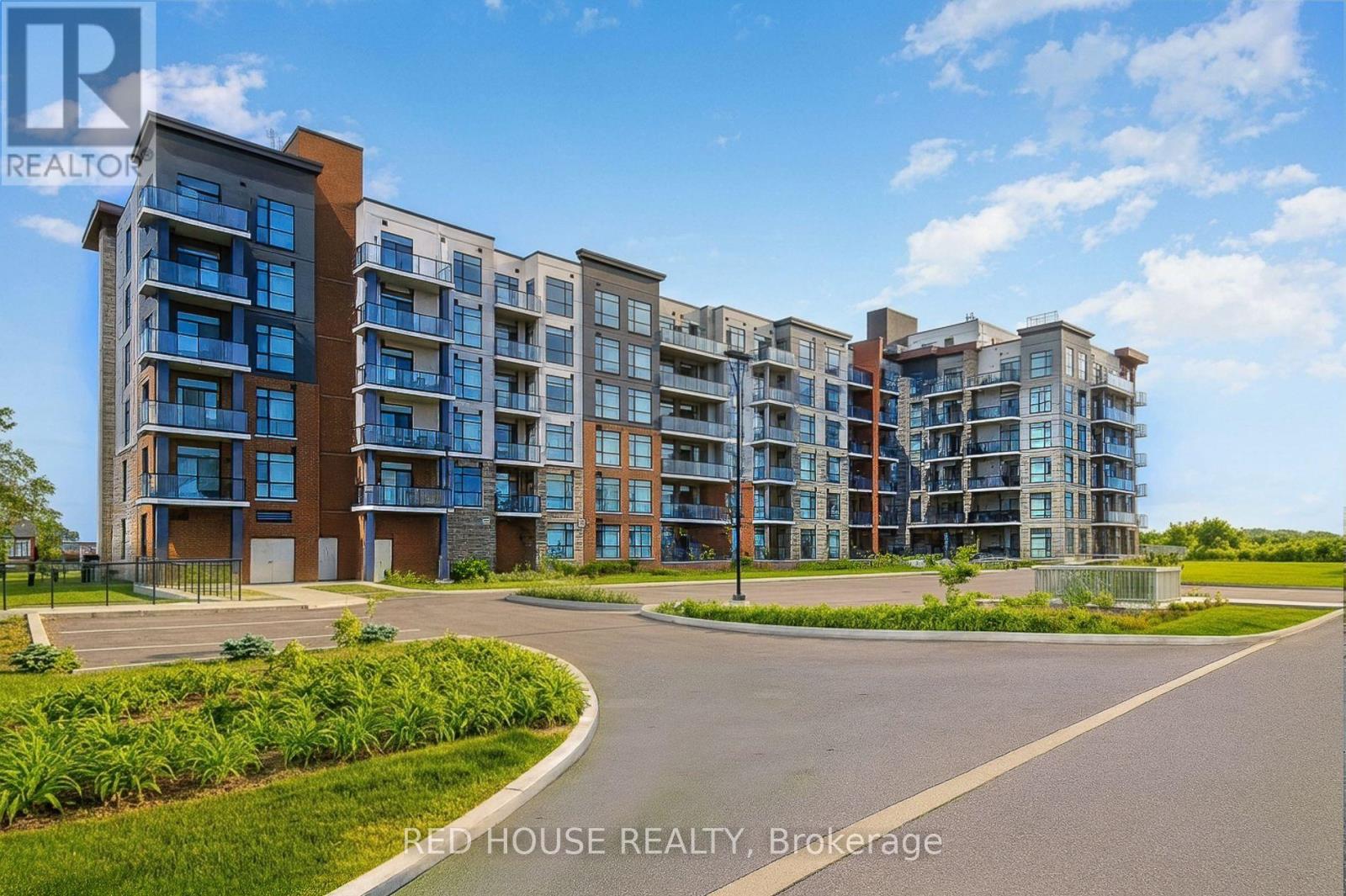 324 - 600 NORTH SERVICE ROAD