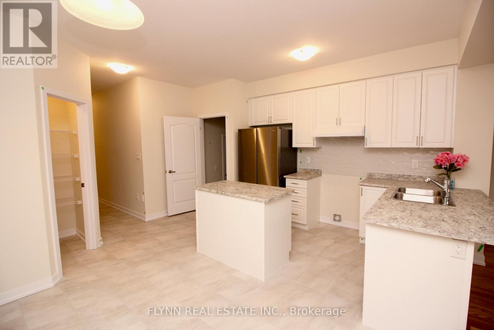 6 Blackberry Lane, Thorold, Ontario  L3B 0L3 - Photo 7 - X14005196