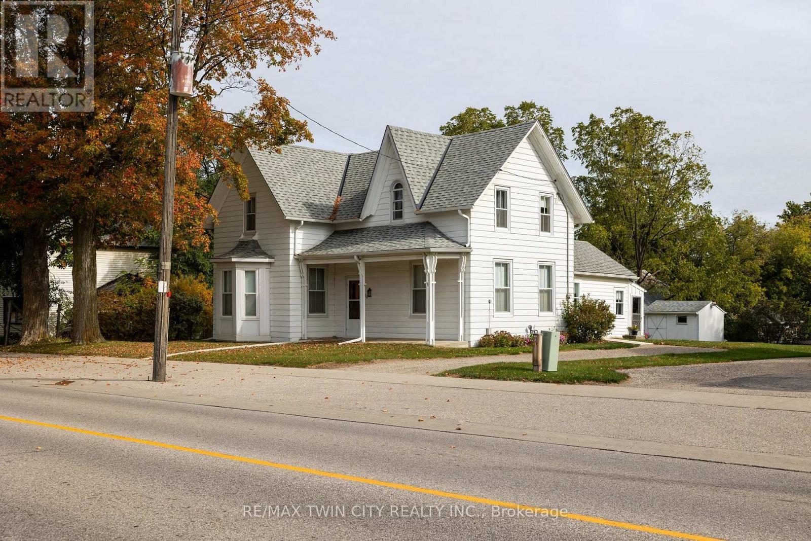 60 SIMCOE STREET, Brant, Ontario